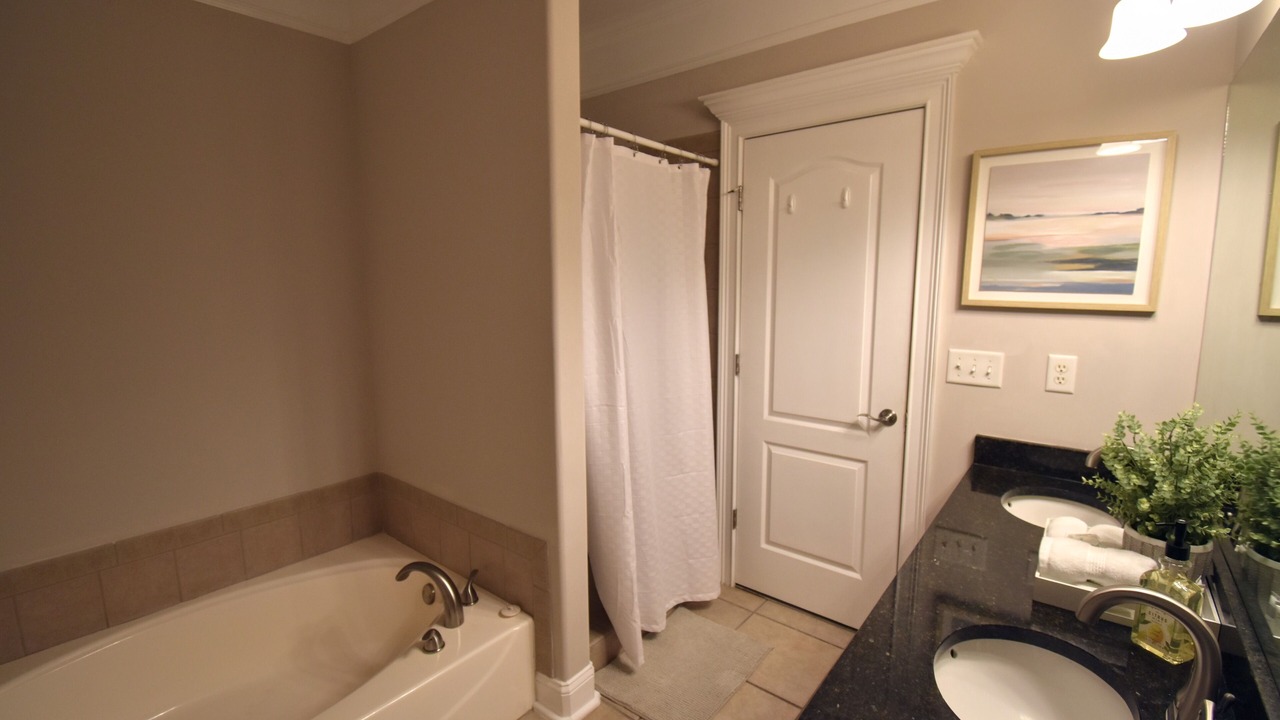 Photo of Bathroom in Valona