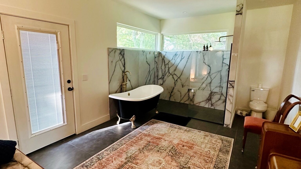 Photo of Bathroom in Travelers Rest