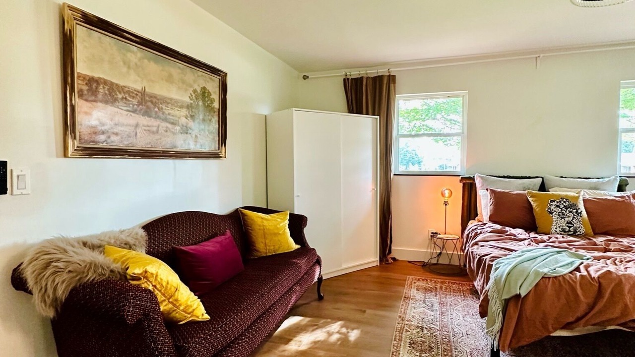 Photo of Livingroom in Travelers Rest