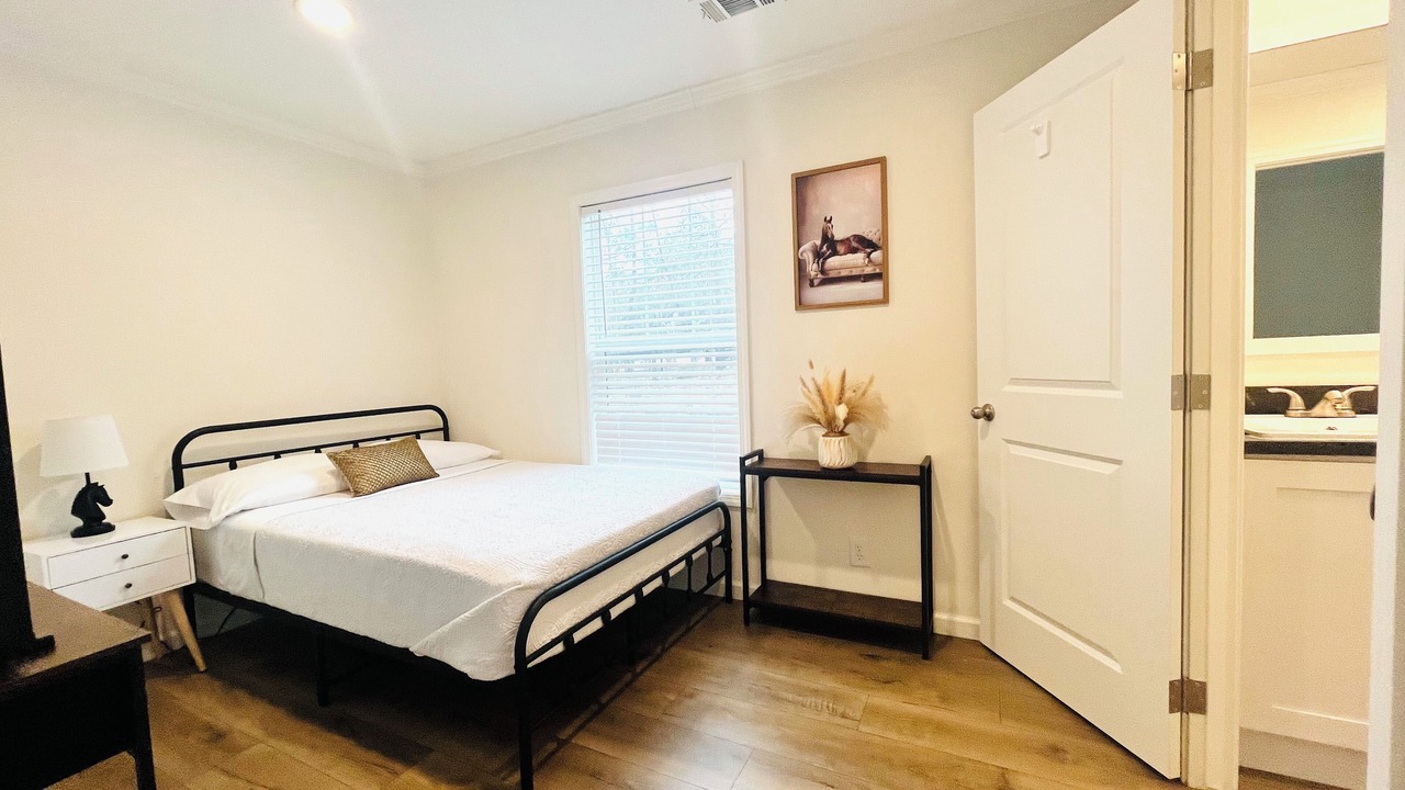 Photo of Bedroom in Aiken