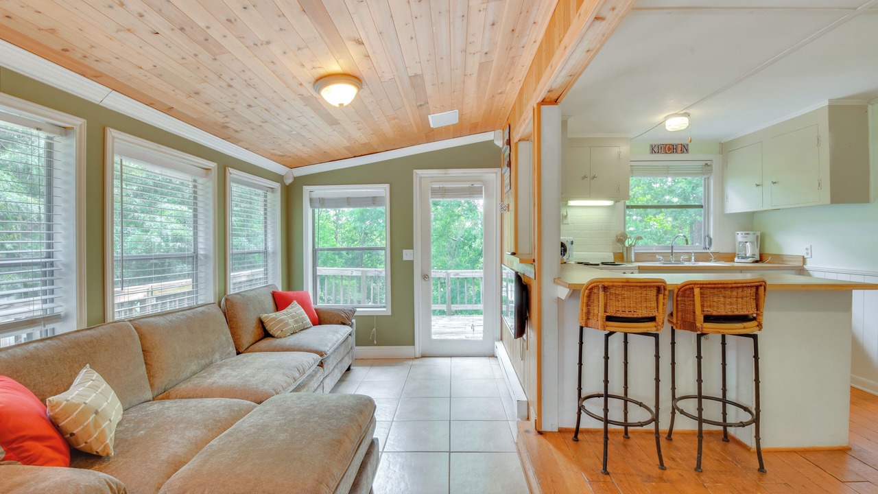 Photo of Livingroom in Townville