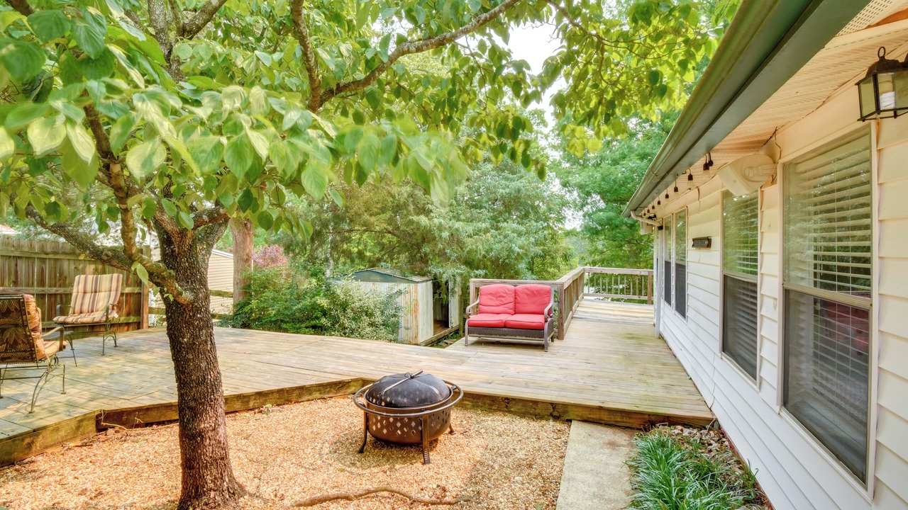 Photo of Patio Balcony in Townville