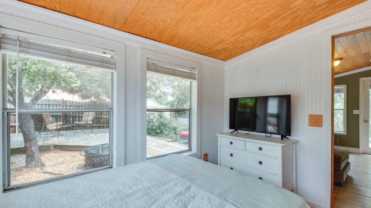 Photo of Bedroom in Townville