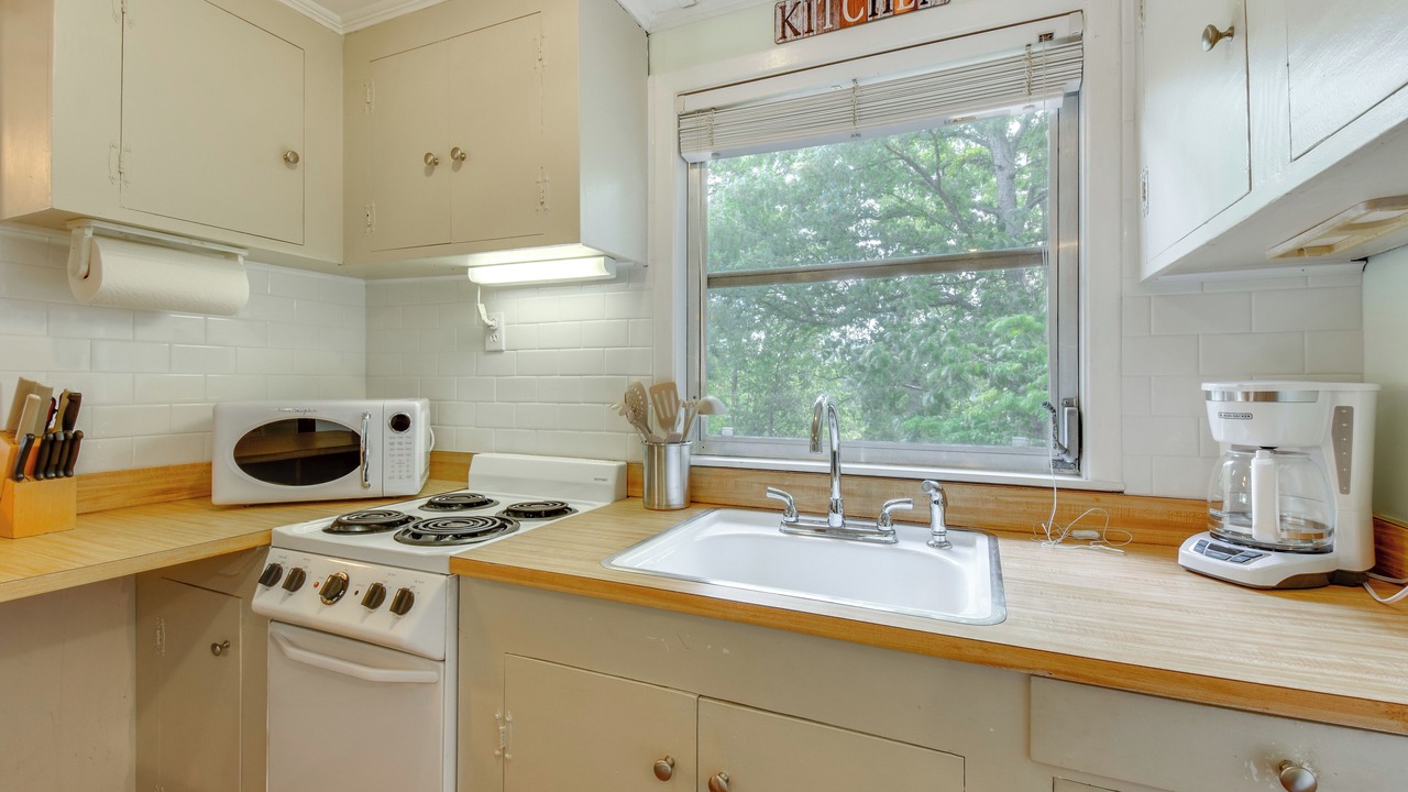Photo of Kitchen in Townville