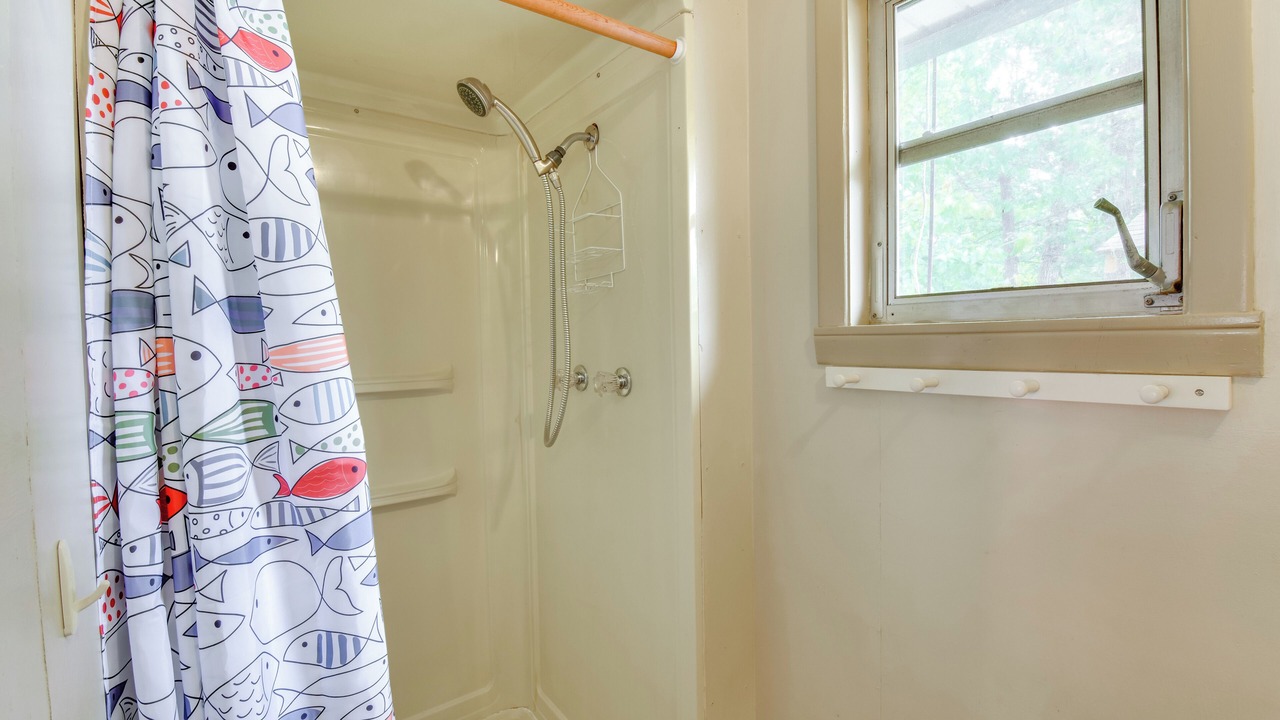 Photo of Bathroom in Townville