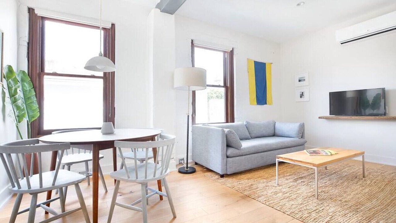 Photo of Livingroom in Yamacraw Village