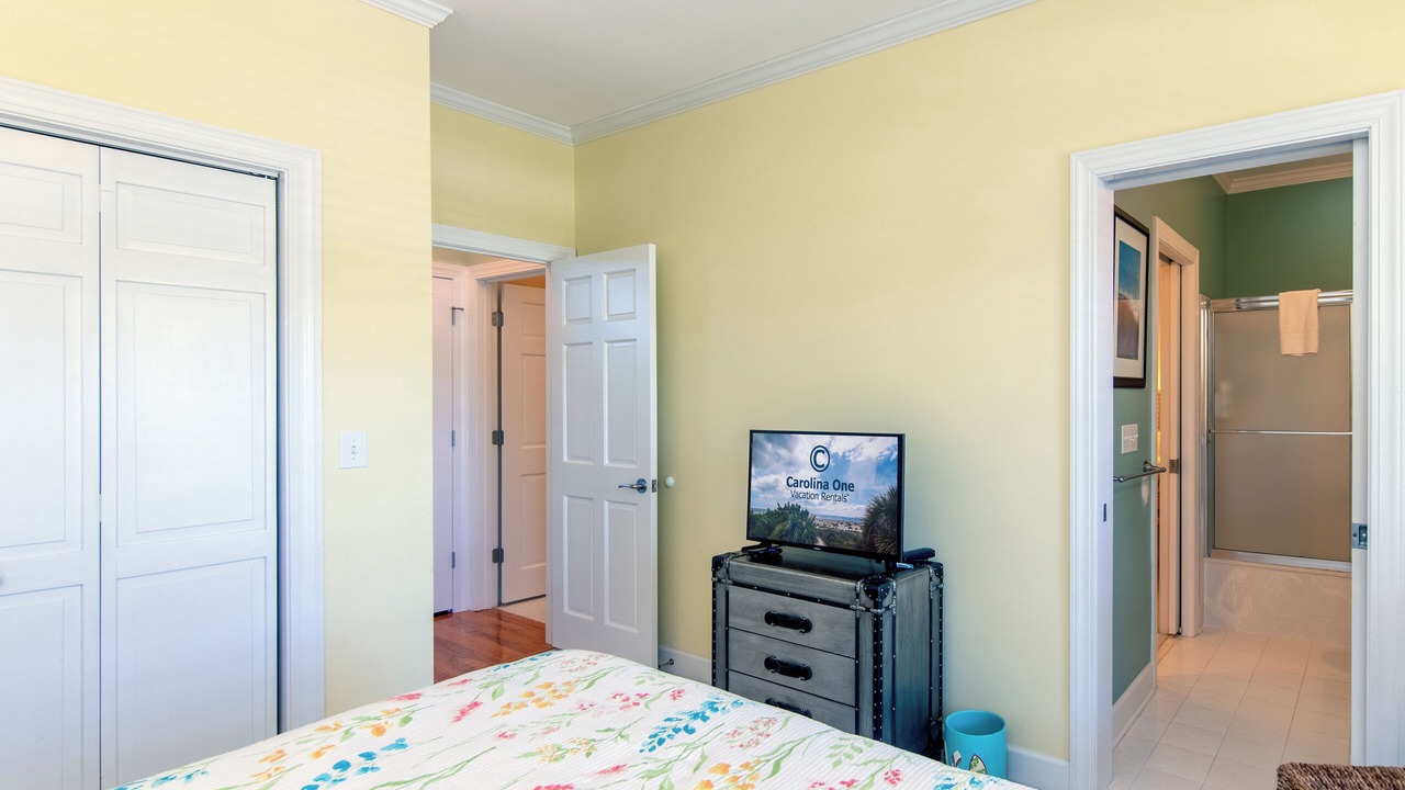 Photo of Bedroom in Edisto Island