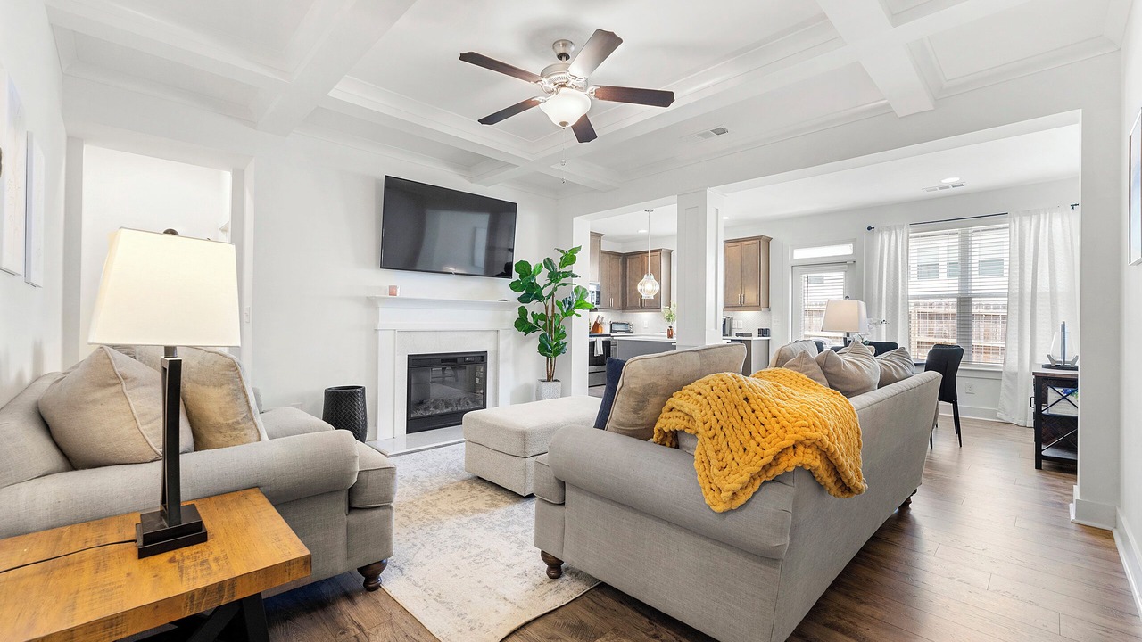 Photo of Livingroom in Auburn