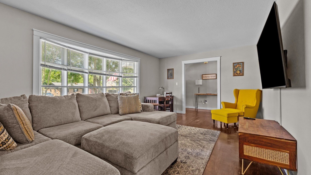 Photo of Livingroom in Westover