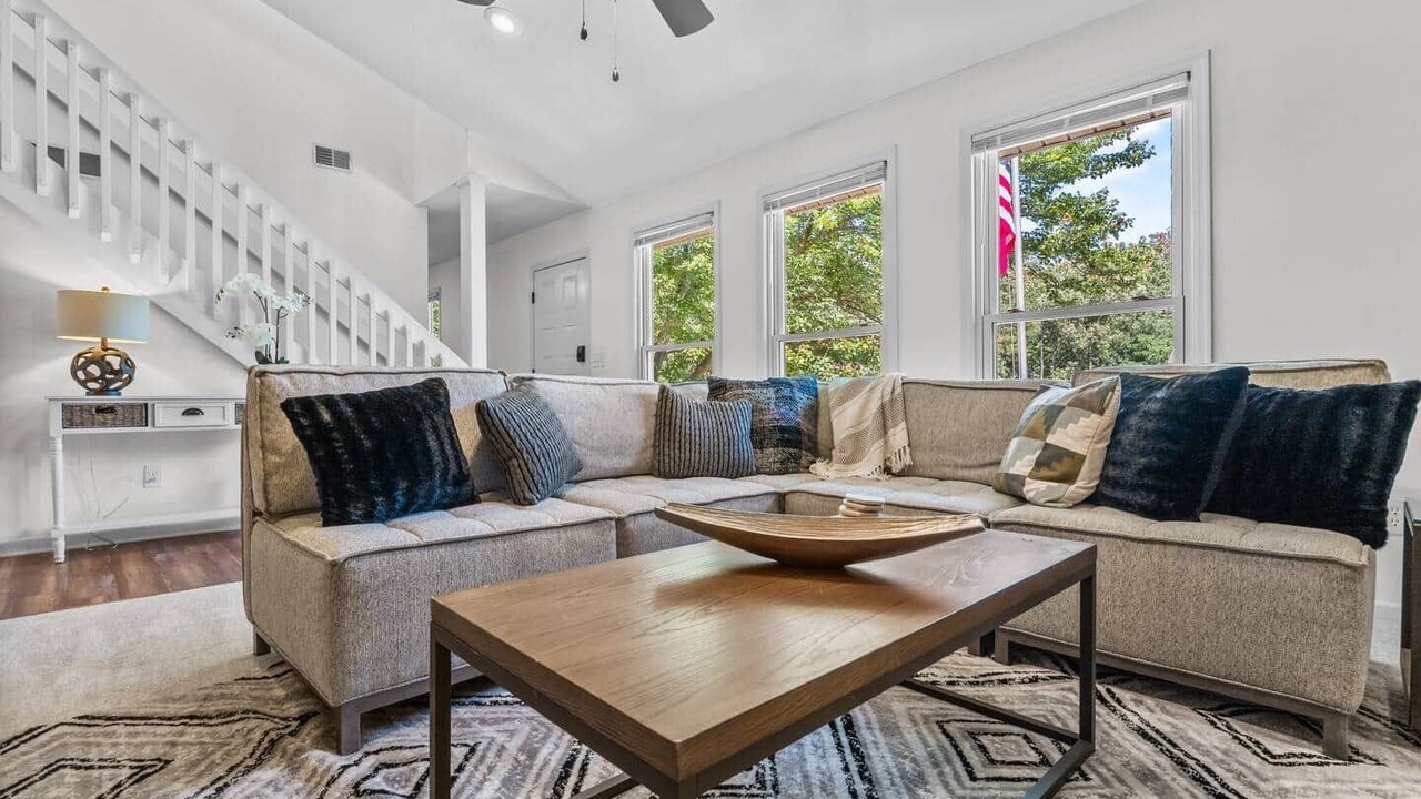 Photo of Livingroom in Harbison