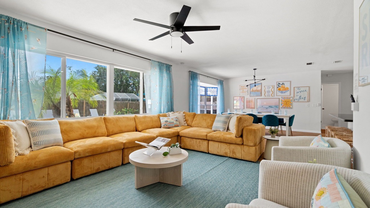 Photo of Livingroom in Brandon