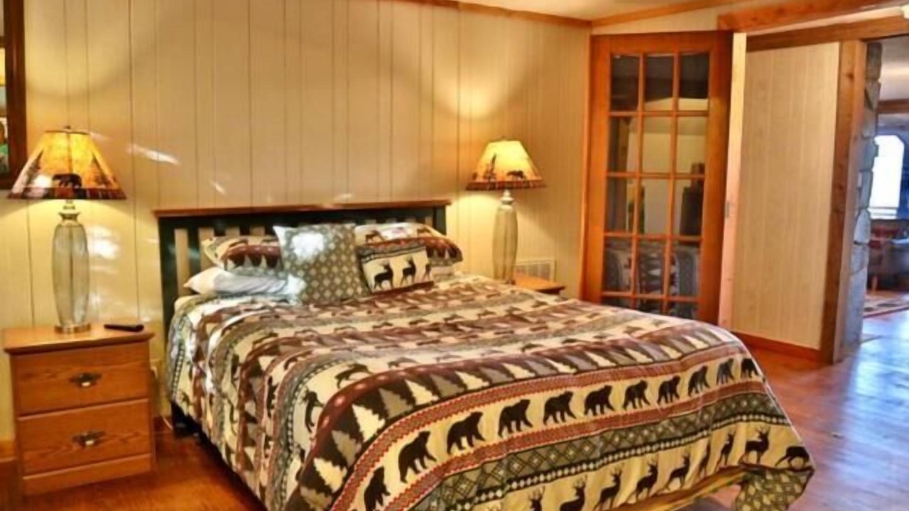 Photo of Bedroom in Almond