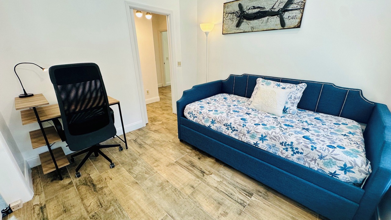 Photo of Bedroom in South Beach