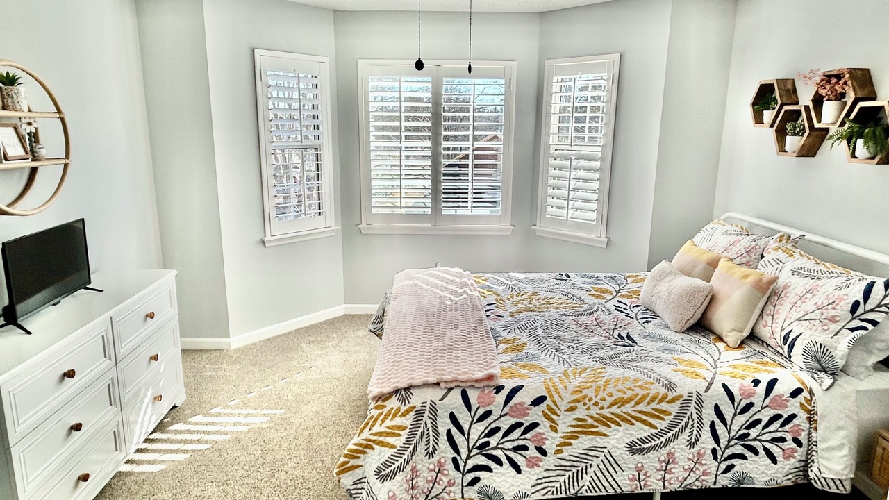 Photo of Bedroom in Evans