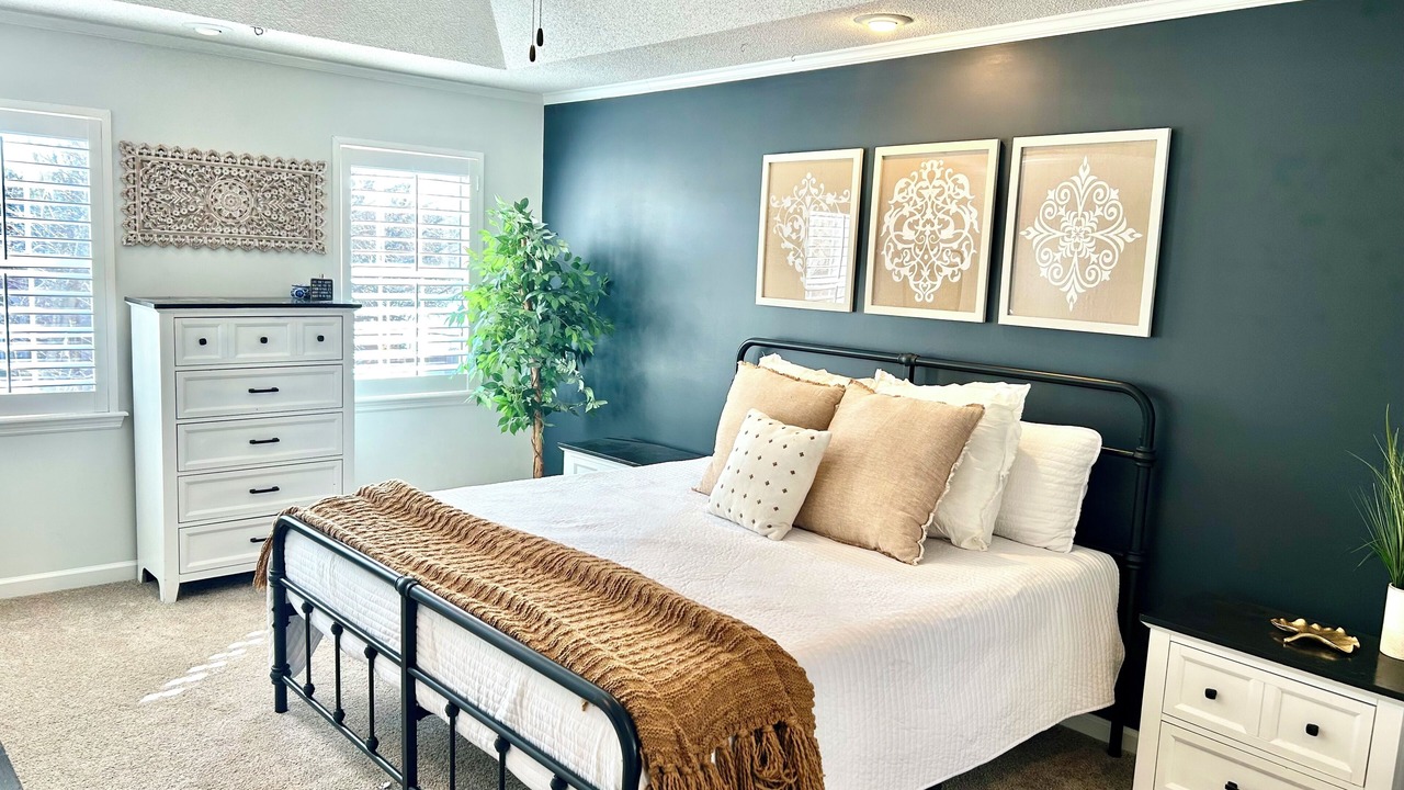 Photo of Bedroom in Evans