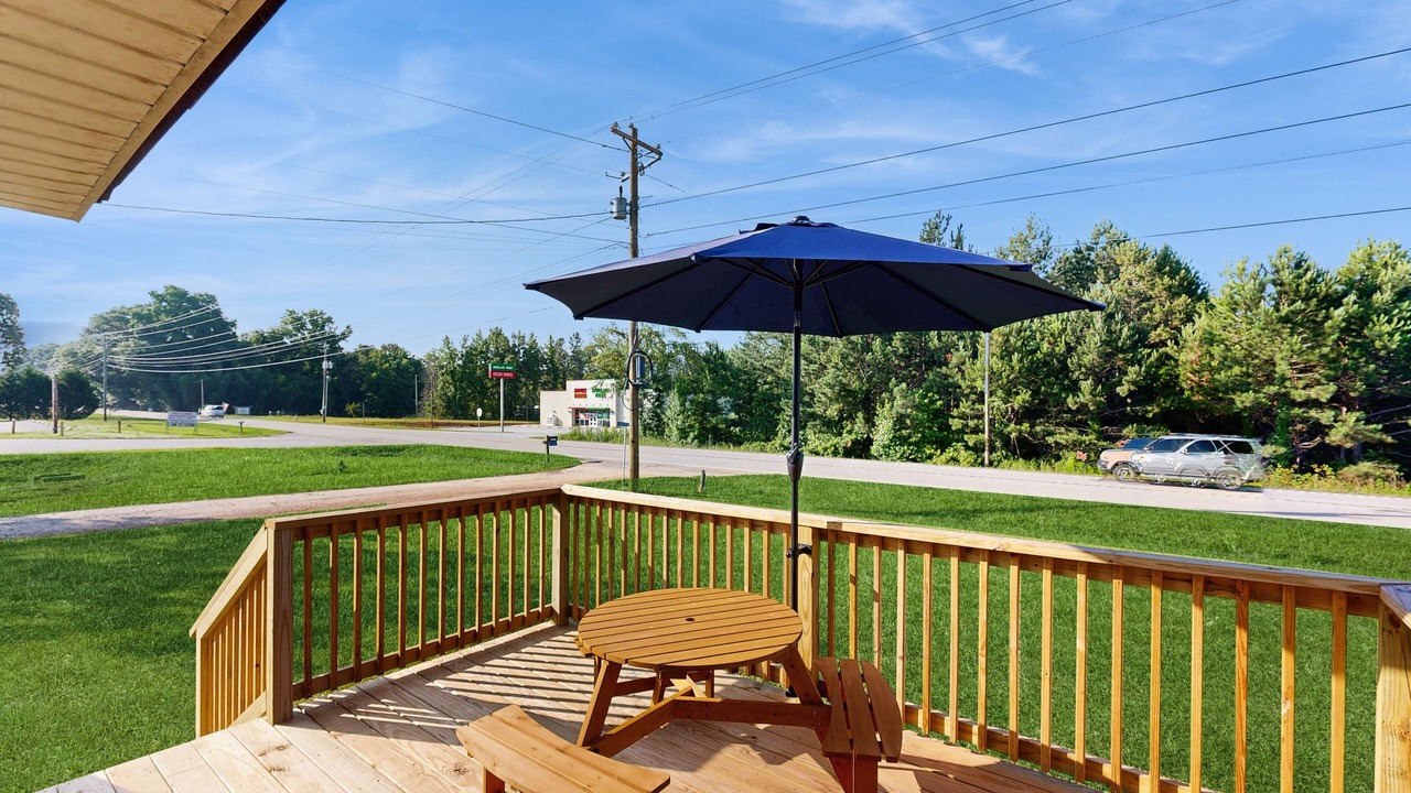 Photo of Outdoor in Leesville
