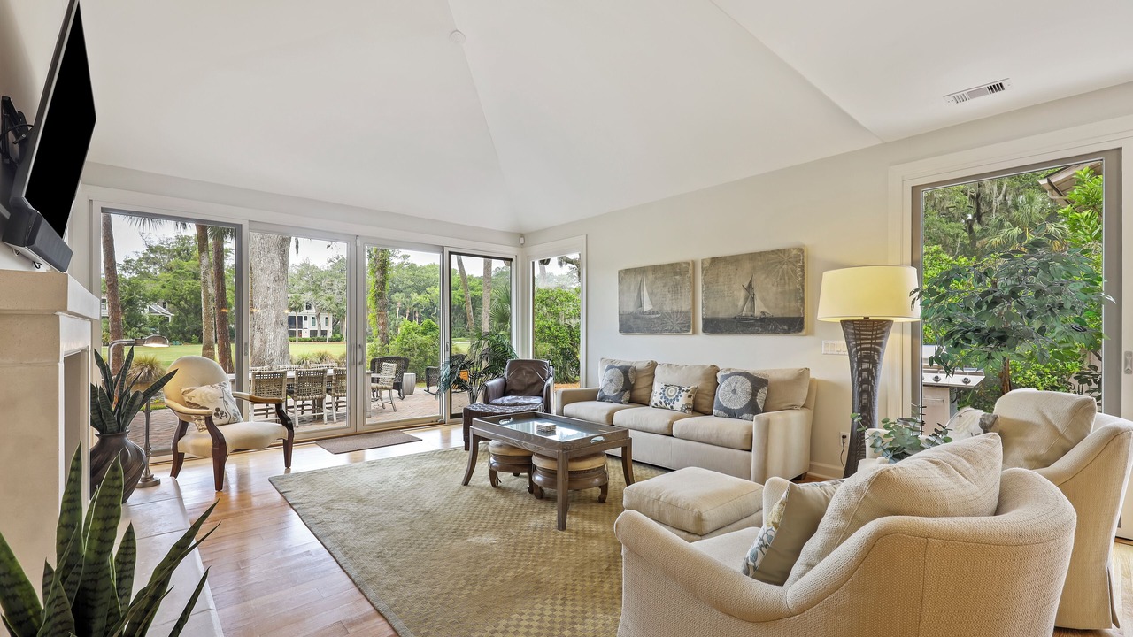 Photo of Bedroom in Beach Lagoon