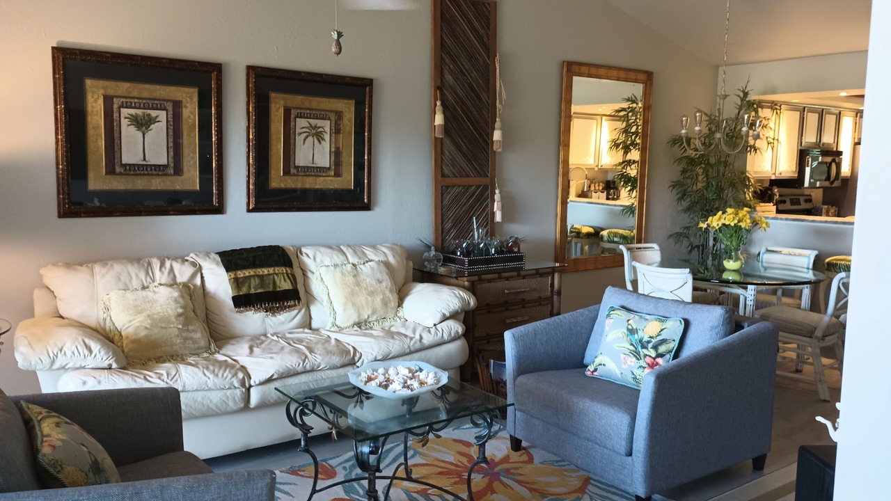 Photo of Livingroom in Crown Pointe