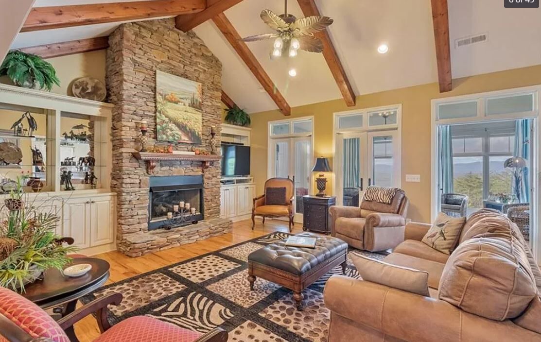 Photo of Livingroom in Salem