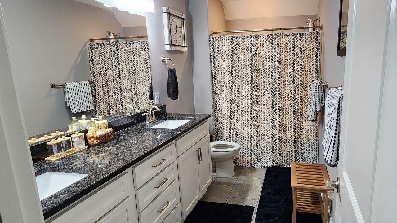 Photo of Bathroom in Fleming