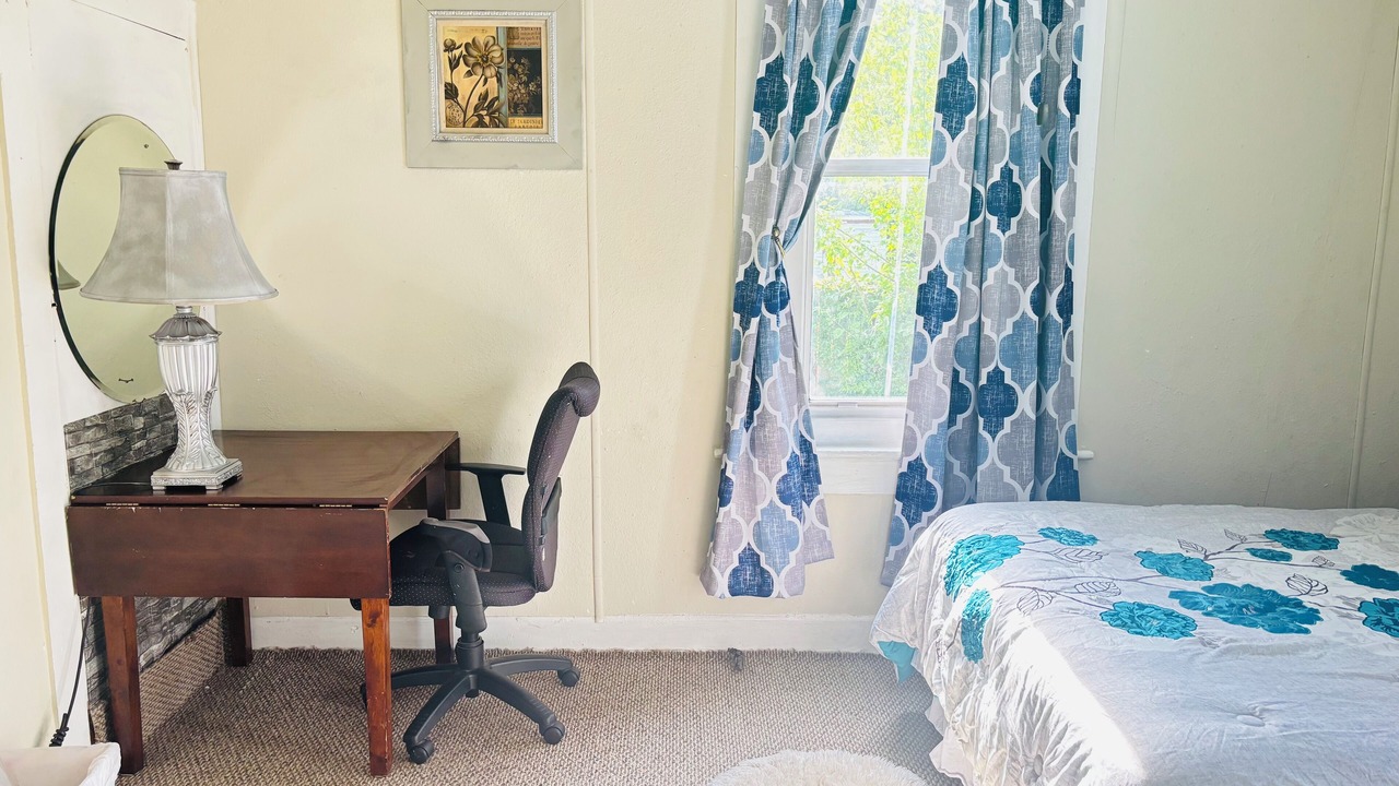 Photo of Bedroom in Waycross
