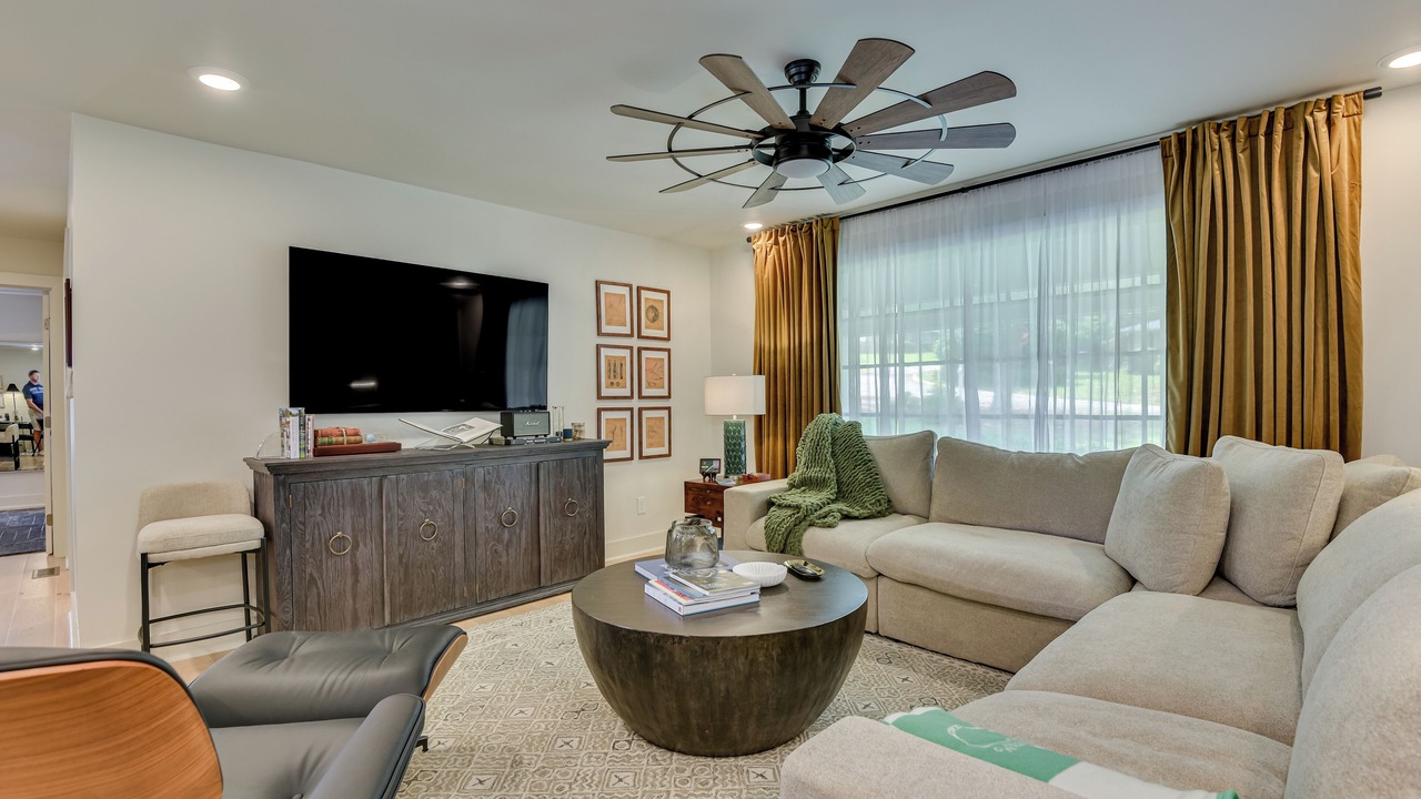 Photo of Livingroom in National Hills