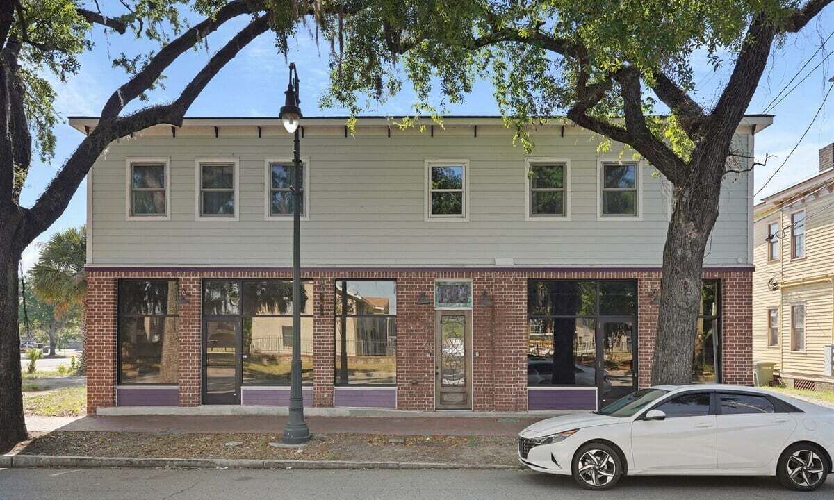 Photo of Others in Savannah Victorian District