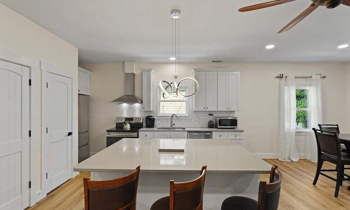 Photo of Kitchen in Savannah Victorian District