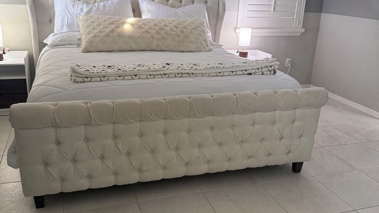 Photo of Bedroom in Riverview