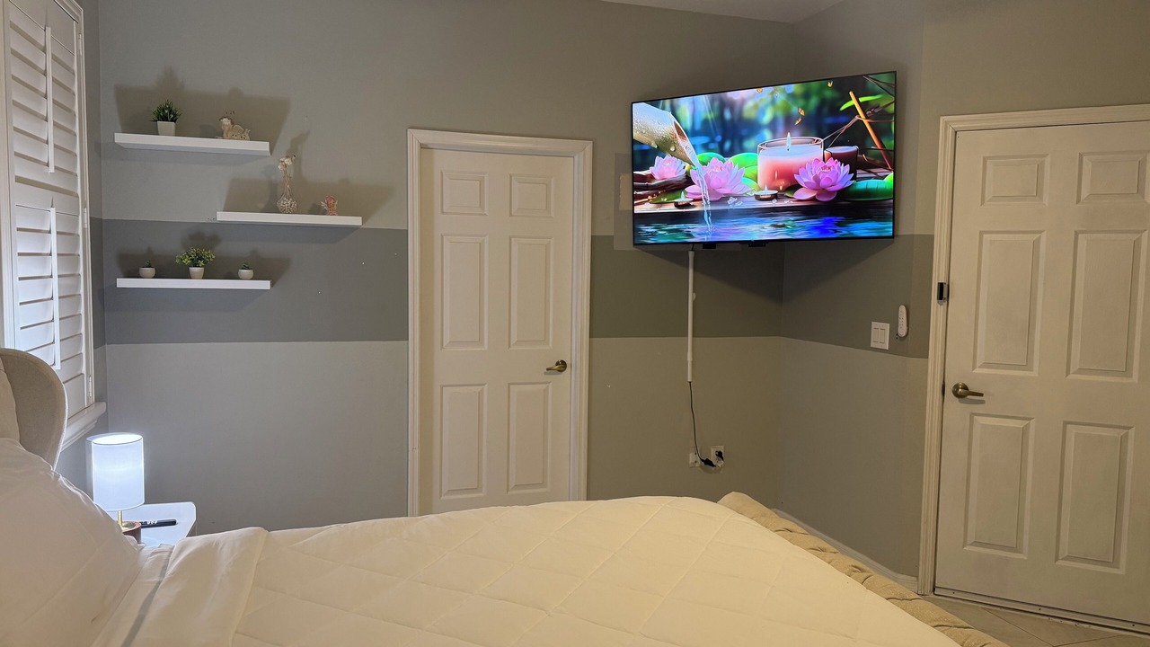 Photo of Bedroom in Riverview