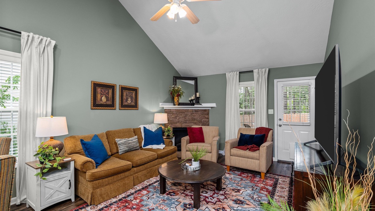 Photo of Bedroom in Grovetown