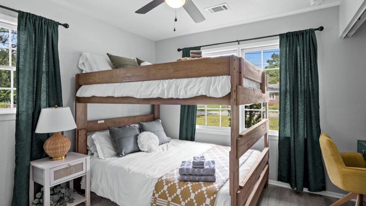 Photo of Bedroom in Beaufort