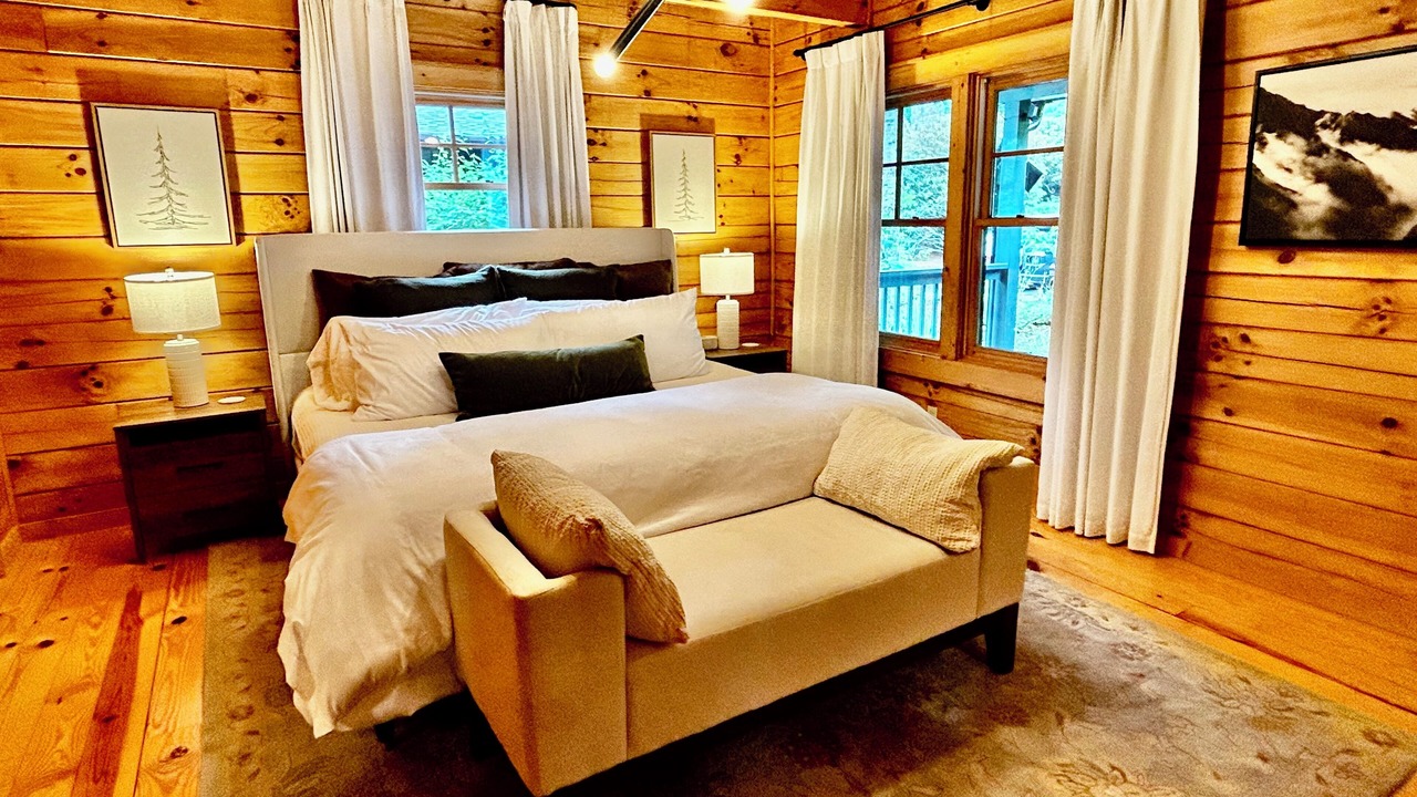 Photo of Bedroom in Cashiers