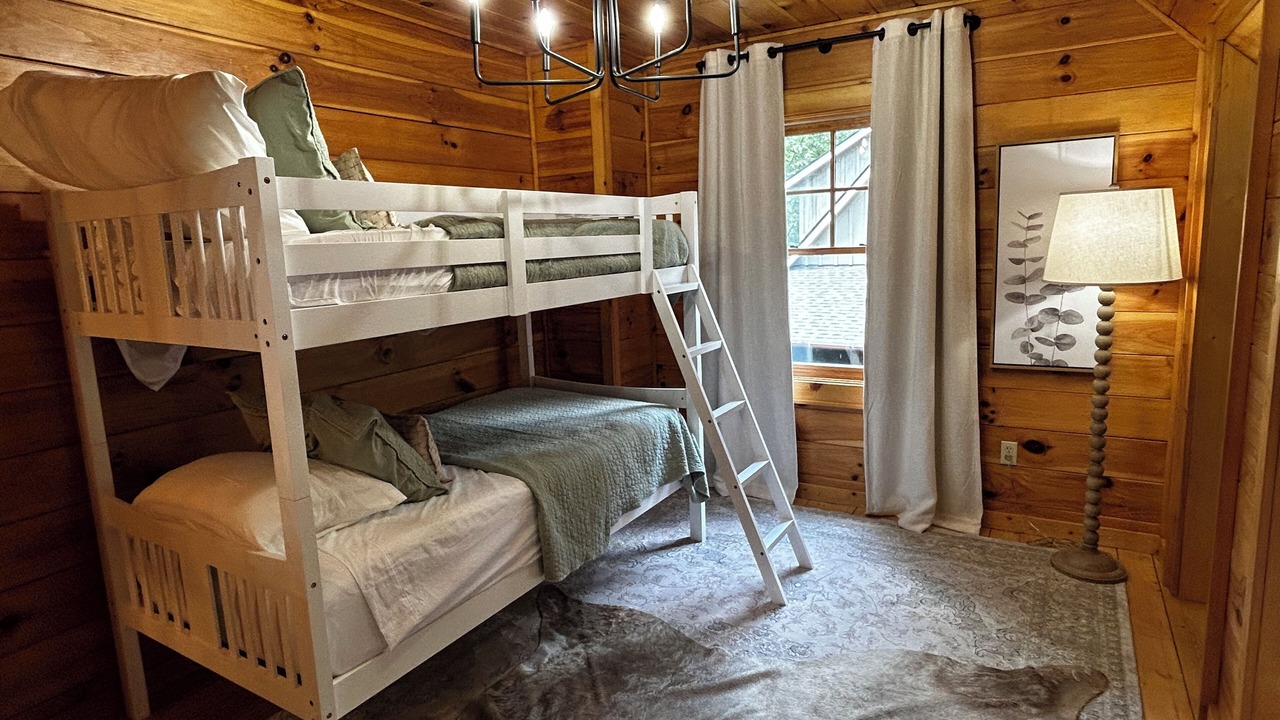 Photo of Bedroom in Cashiers