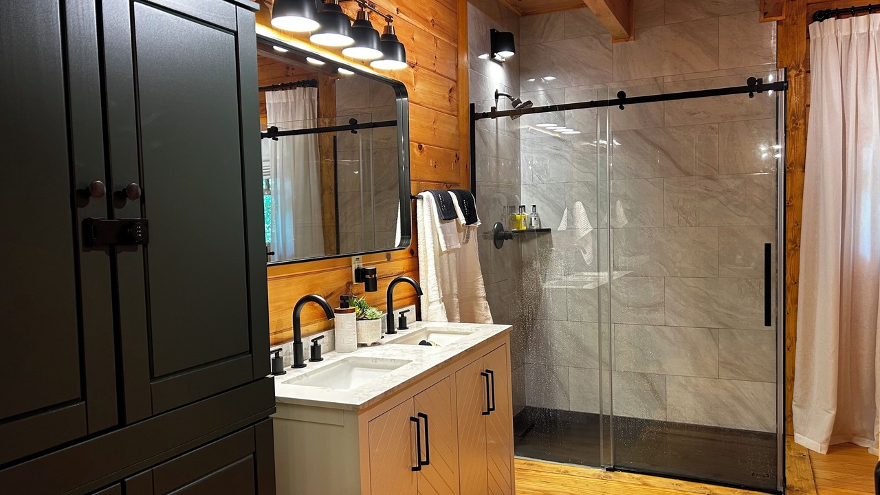 Photo of Bathroom in Cashiers