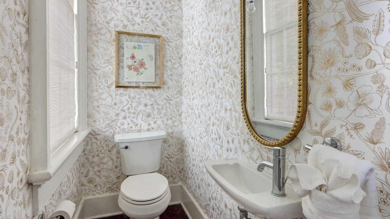 Photo of Bathroom in Savannah Victorian District