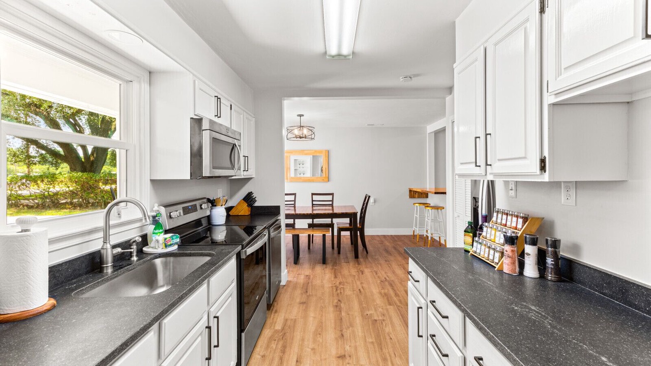 Photo of Kitchen in Port Wentworth