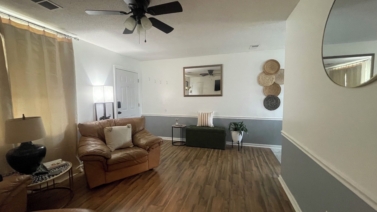 Photo of Livingroom in Statesboro