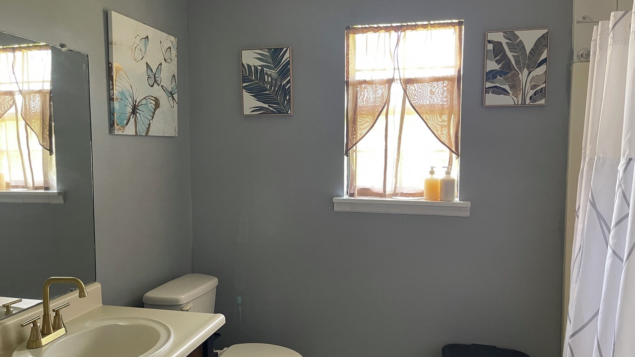 Photo of Bathroom in Statesboro