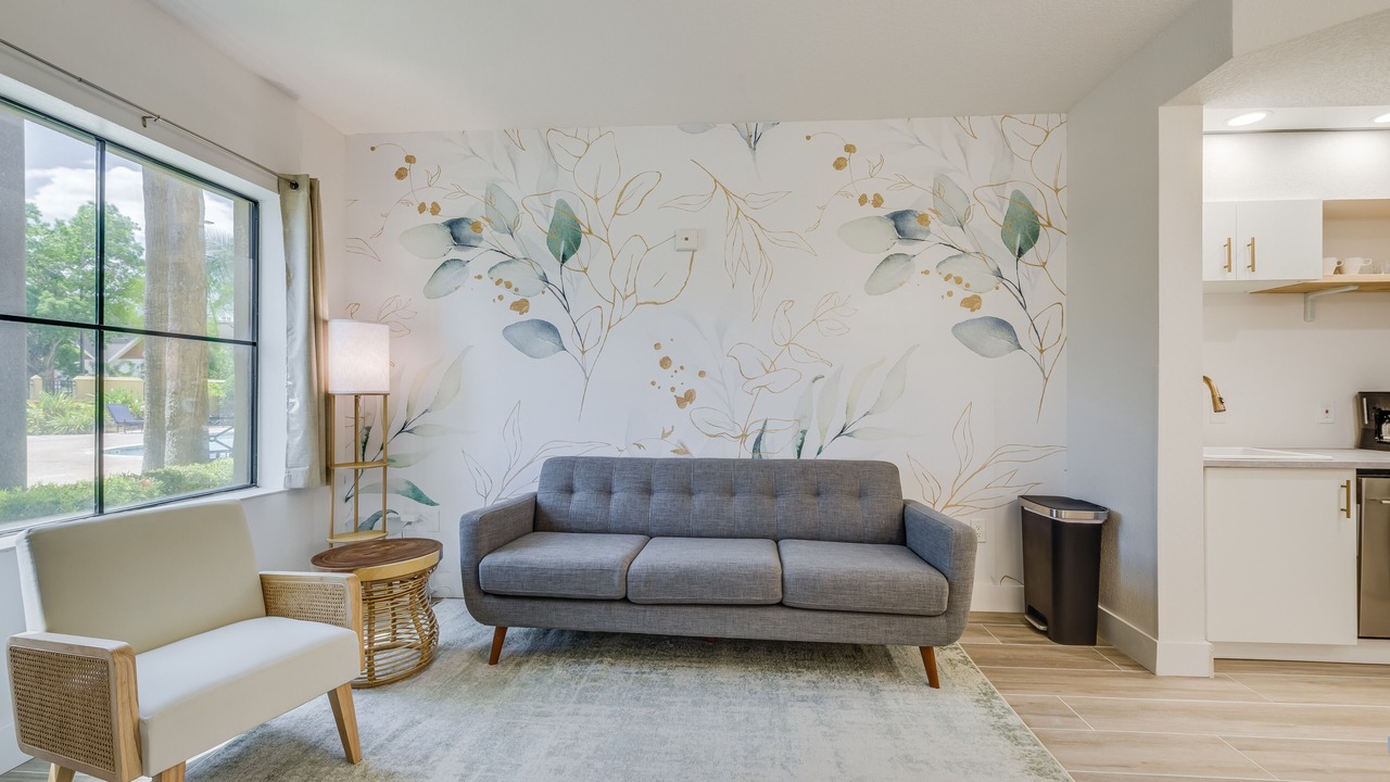 Photo of Livingroom in Florida Center
