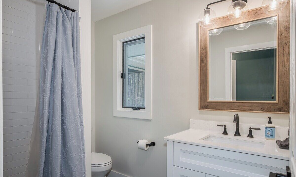 Photo of Bathroom in Pisgah Forest