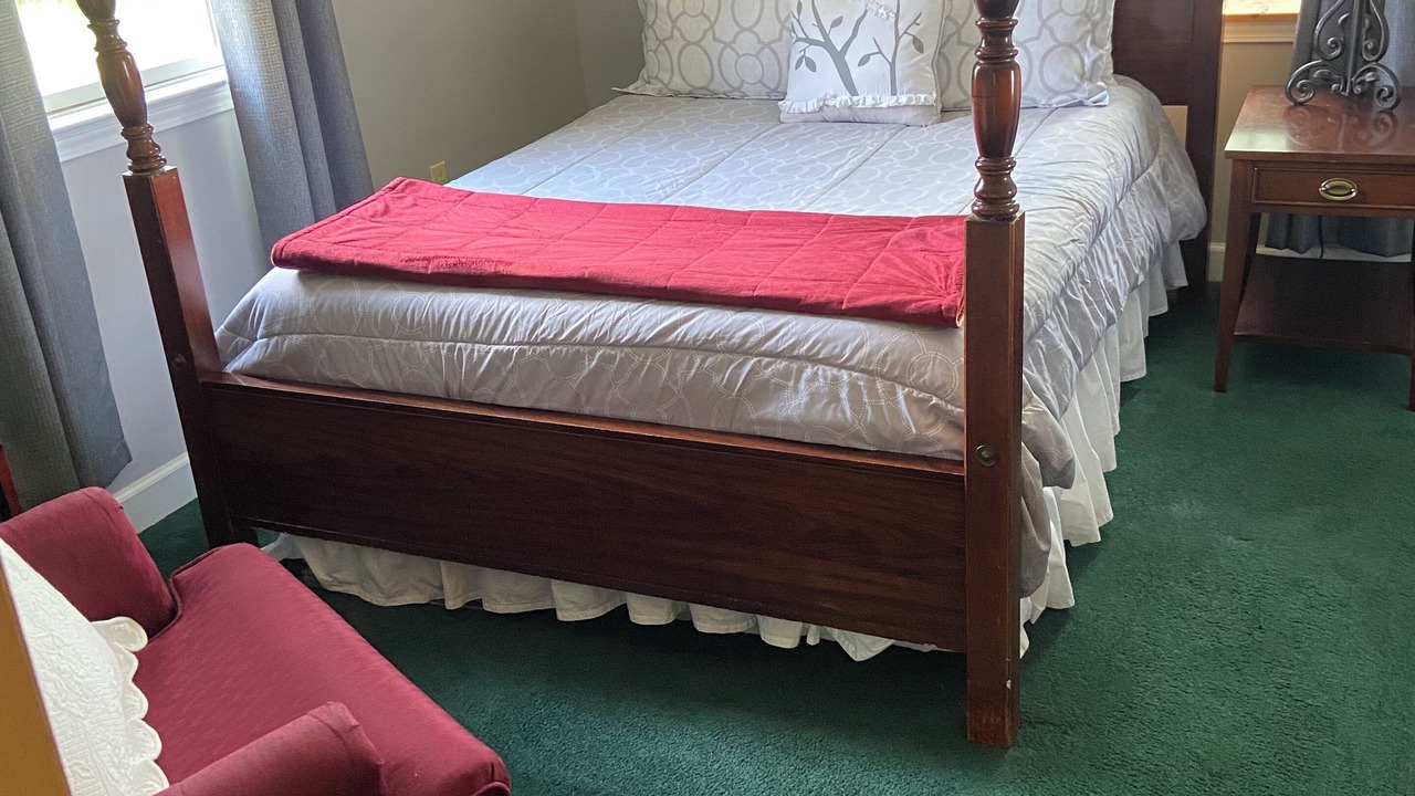 Photo of Bedroom in Minturn