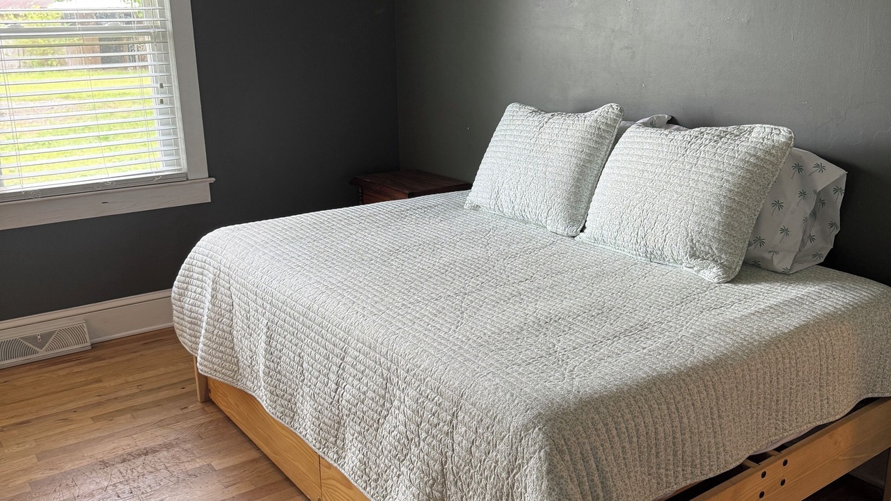 Photo of Bedroom in Leesville
