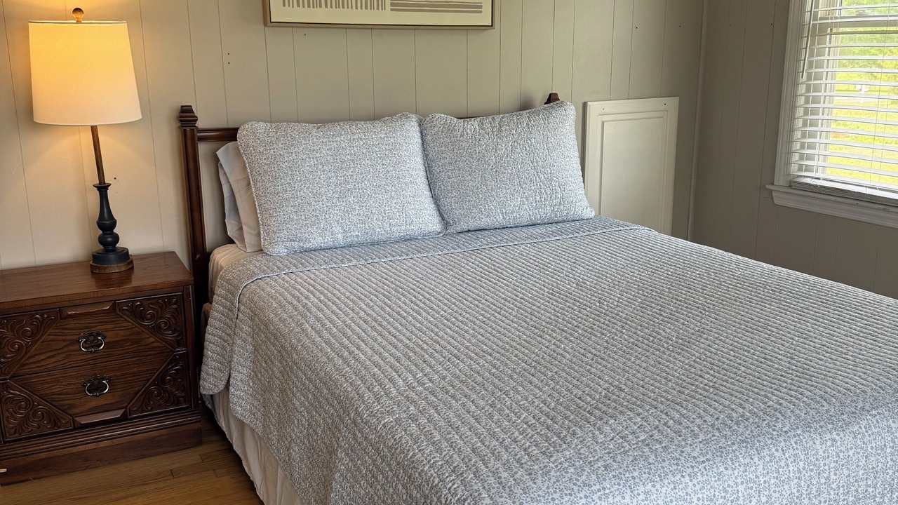Photo of Bedroom in Leesville