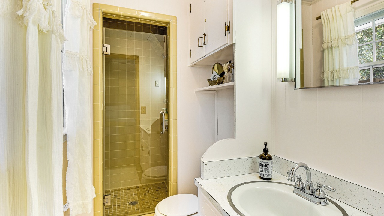 Photo of Bathroom in Salem