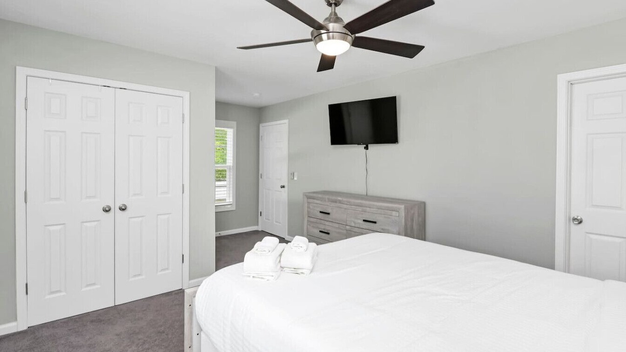 Photo of Bedroom in Leesville