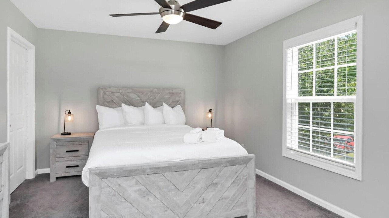 Photo of Bedroom in Leesville
