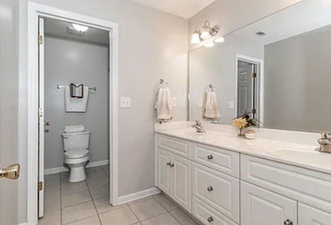 Photo of Bathroom in Riverwood Plantation