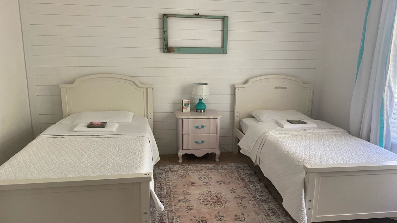 Photo of Bedroom in Appling