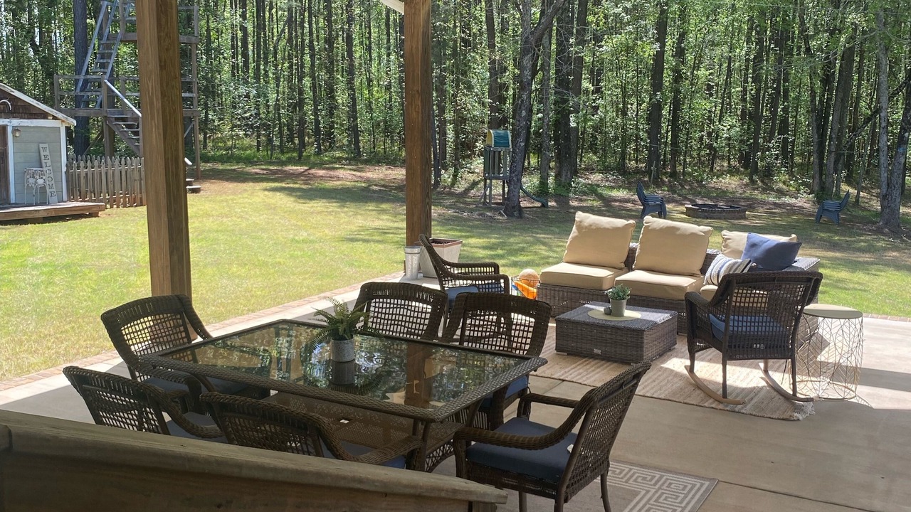 Photo of Outdoor in Appling
